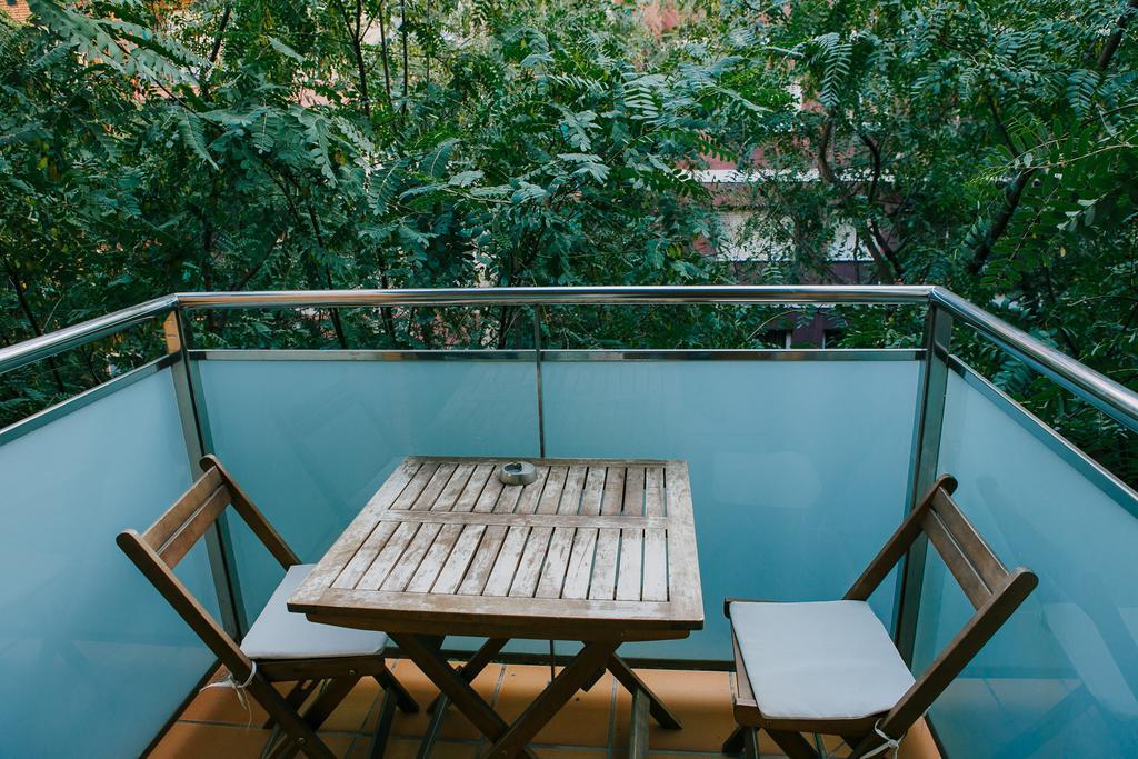 Apartamentos Navas Barcelona Exterior photo