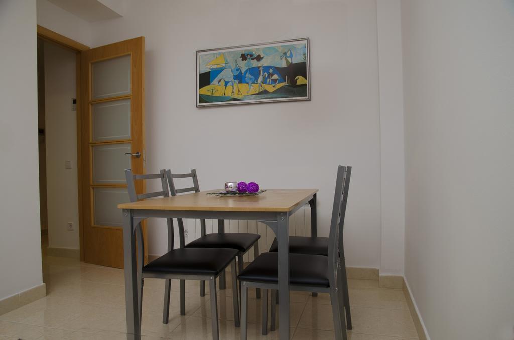 Apartamentos Navas Barcelona Exterior photo