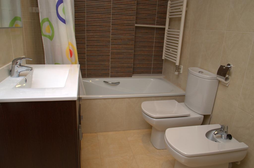 Apartamentos Navas Barcelona Exterior photo